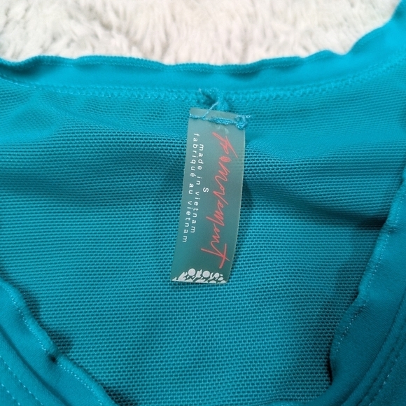 Free People Sports Bra Women's S Blue Wavy Waters Hearts Aflutter Brami Yoga - Picture 3 of 8